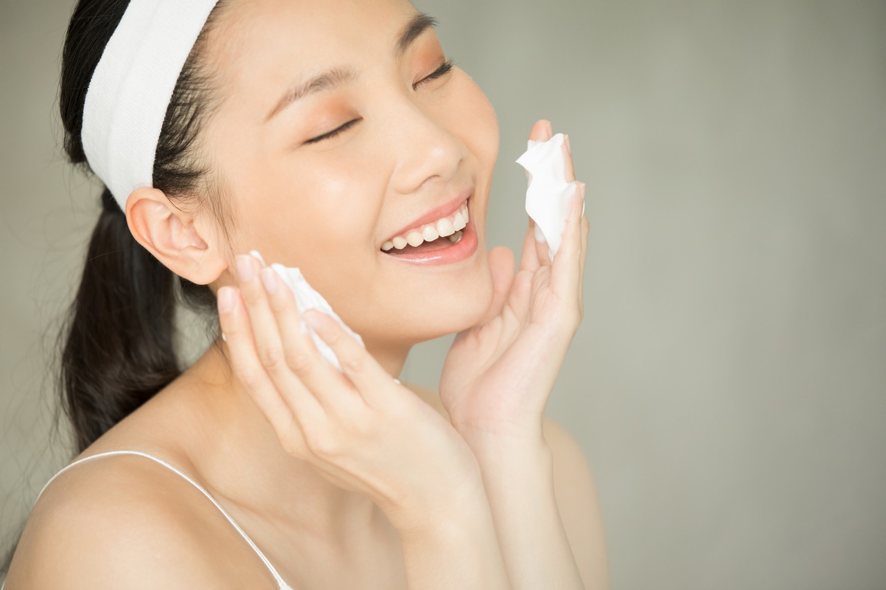 洗面乳很重要 避免黑頭粉刺的生成 保養肌膚的秘訣