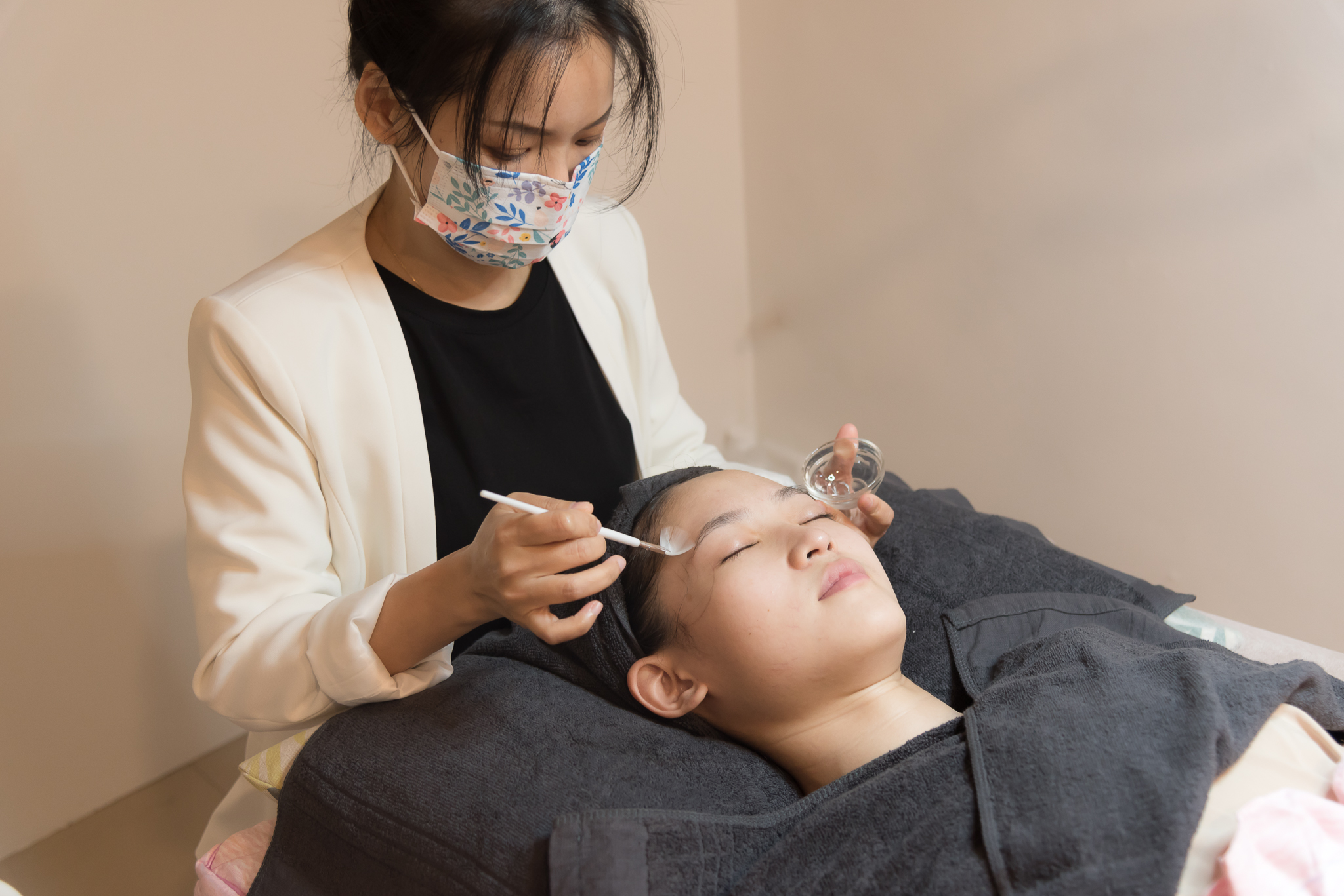 美容做臉課程 中和永和 高CP值保養 改善臉部肌膚毛孔問題